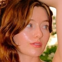 Alison Rouge Nackt