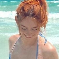 Ana Saia Nackt