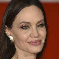 Angelina Jolie Nackt