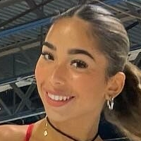Angie Miklos Nackt