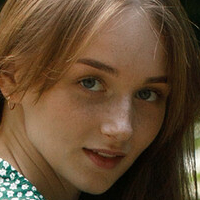 Ariel Gossimer Nackt