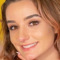 Bella Thomas Nackt