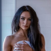 Brynn Noel Nackt