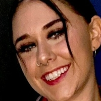 bustylilmegan Nackt