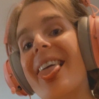 Calibella420 Nackt