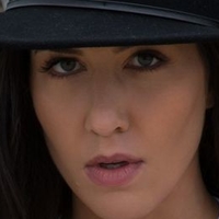 Carmen Nikole Nackt