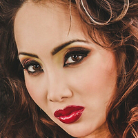 Celine Tran Nackt