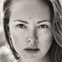 Charlène Perillat Nackt