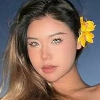 Cutelucia Nackt