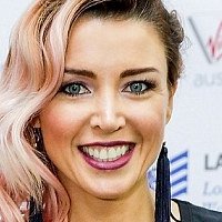 Dannii Minogue Nackt