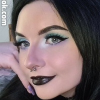 dark.lily Nackt