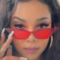 Dee Shanell Nackt