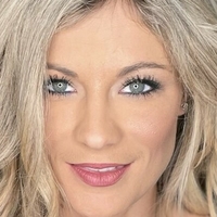 Elise Starla Nackt