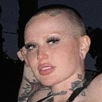 Embodoe Nackt