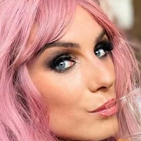 Emily Crossdresser Nackt