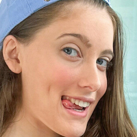 emilybelmontt Nackt