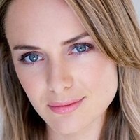 Emma Leonard Nackt