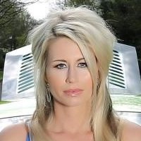 Ester Dee Nackt