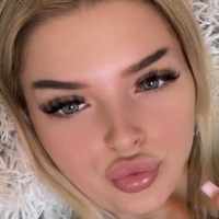 feli_leonie Nackt