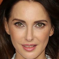 Frédérique Bel Nackt