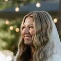 Hailey Johnson Nackt