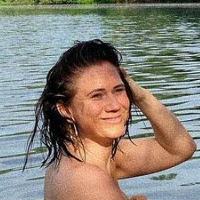 Hat wer was von Louisa dellert? Nackt
