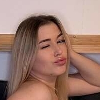 helena.huskyy Nackt