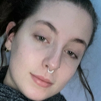 initialbrat Nackt