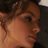 Iris Shala Nackt