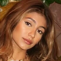 Isabella Patel Nackt
