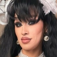 IskraElectrical Nackt