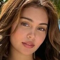 Ivana Alawi / Fake / AI Nackt