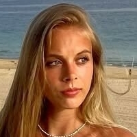 Josy May Diekmann Nackt