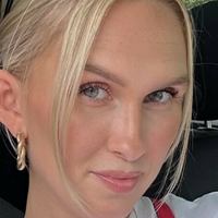 Julia Dröge Nackt