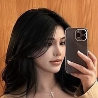 June Gong Nackt