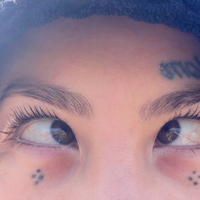 karma.handpoke Nackt