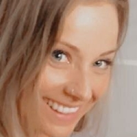 Kelly Gee Nackt
