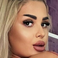 kimchopra Nackt