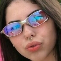 Larissa Peyerle Nackt