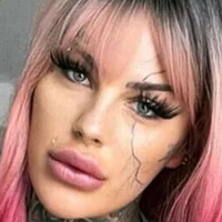 Leoni "Barbie" Baltz Nackt