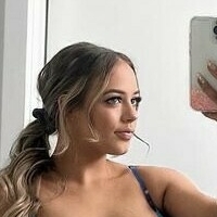 Lillie Hawkes Nackt