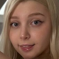 LilyNeska Nackt