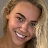 Livi Sheldon Nackt