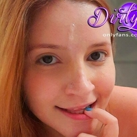 Lizzy Sweet Nackt