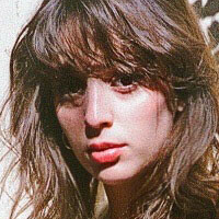 Lucie Bourdeu Nackt