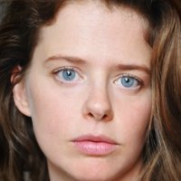 Maaike Neuville Nackt