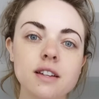 Madeleine Byrne Nackt