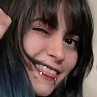 Makobuns Nackt