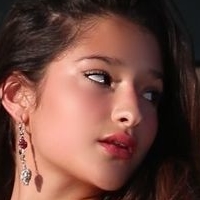 Manuela Perez Nackt