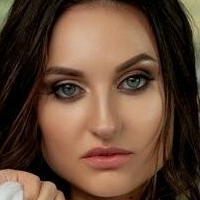 Melanie Pavlova Nackt